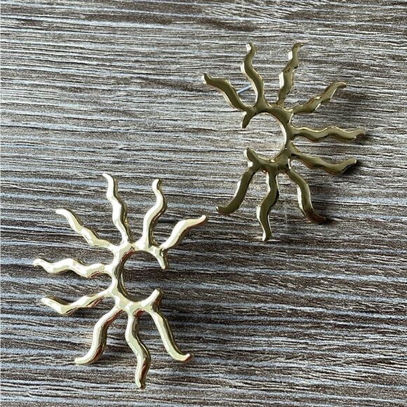 Sun statement earrings A70 - Picture 4 of 5